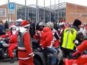 15mila Babbo Natale radunati Torino beneficienza