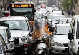 In Sicilia circolano troppe auto: 616 ogni mille abitanti