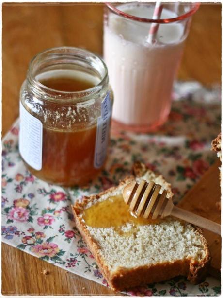 Pane al triplo latte e miele