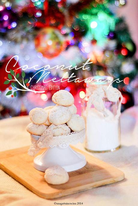 Coconut meltaways { Christmas edition }