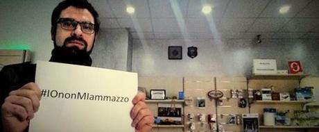 #IOnonMIammazzo, la protesta dei commercianti in crisi. «Disubbidienza fiscale ad oltranza, ma non siamo evasori»
