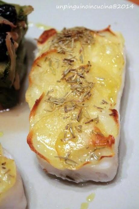 Merluzzo in crosta di patate con scarola ripassata 