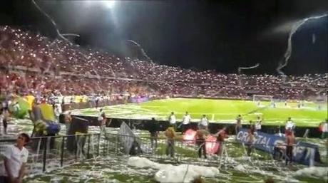 (VIDEO)Great fans show in Independiente Medellin - Santa Fe 17.12.2014 #thisisfootball