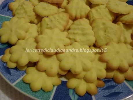 Biscottini fatti con spara biscotti