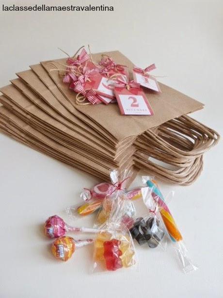 DENTRO AI 24 SACCHETTINI DEL CALENDARIO DELL'AVVENTO...