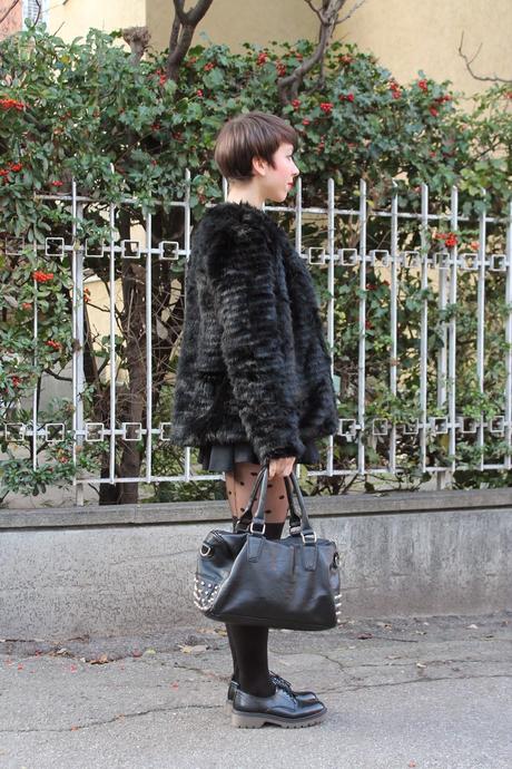 Black faux fur 