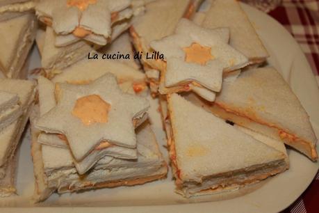 Antipasti: Tramezzini con crema di peperoni e tramezzini con crema di carciofini