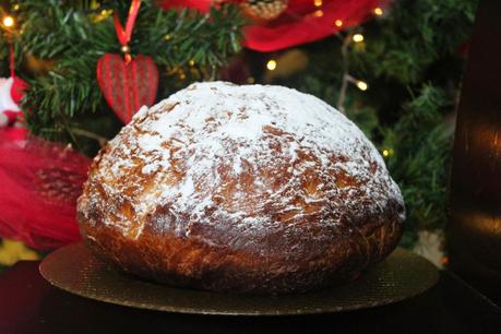 Pandoro a forma di zuccotto