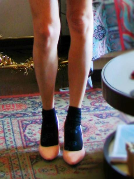 Total look in black & pink