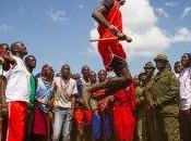 Salvare leoni colpi atletica: Olimpiadi Masai