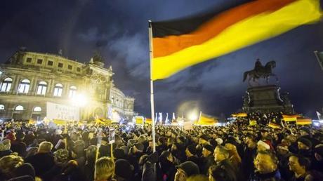 Il lato oscuro della Germania: l'ascesa dei nazionalisti di Pegida Il lato oscuro della Germania: l'ascesa dei nazionalisti di Pegida