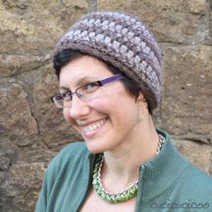 Crochet hats: the Ayer's Rock pattern and a slouchy beret | www.cucicucicoo.com