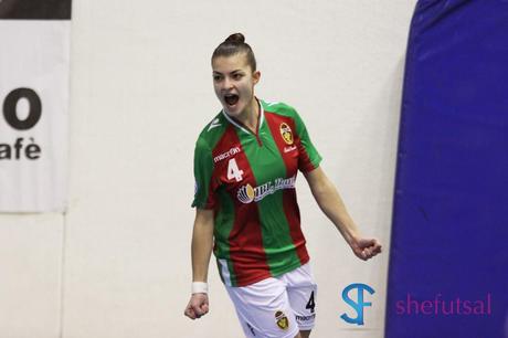 Ludovica Coppari segna il gol dell'1-0 per la Ternana Futsal contro il Montesilvano