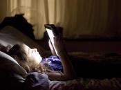 Stop tablet cellulari letto, sono dannosi sonno