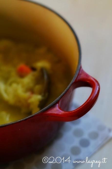 zuppa di cavolo e patate allo zafferano