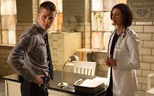 “Gotham”: Morena Baccarin anticipa il rapporto tra la Dr. Leslie Thompkins e Jim Gordon