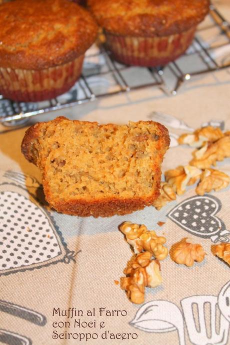 Muffin al Farro con Noci e Sciroppo d'Acero