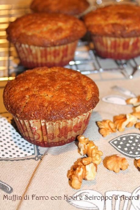 Muffin al Farro con Noci e Sciroppo d'Acero