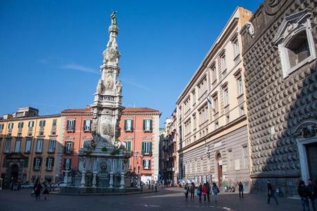 Visitando Napoli: via San Sebastiano e Piazza del Gesù