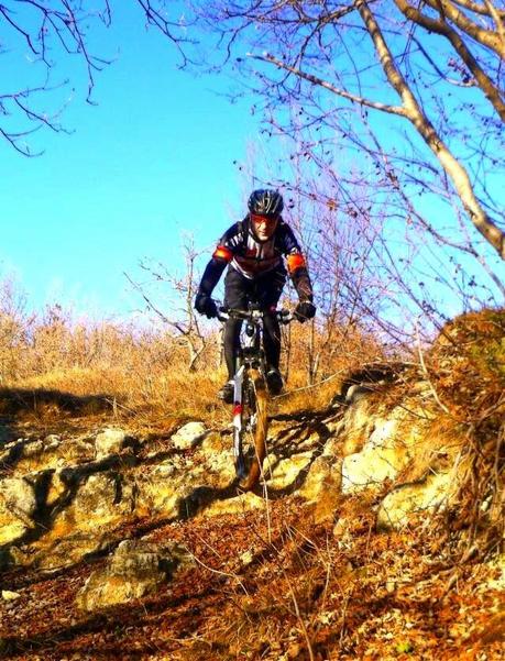 Mountain bike not so wide of the mark (04/01, 2015)