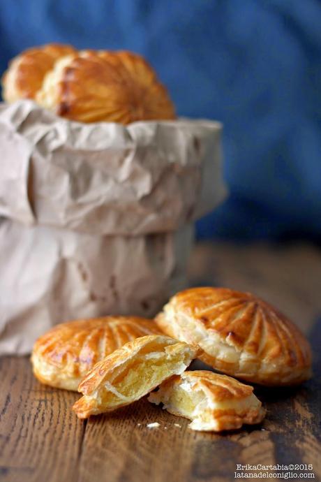 Piccole Galette de Rois con crema frangipane