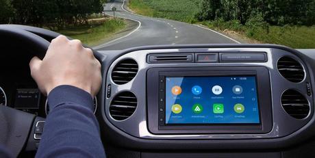 Parrot presenta RNB6: autoradio con supporto ad Android Auto ed Apple CarPlay