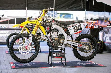 Suzuki RM-Z 450 Team RCH Soaring Eagle - Supercross USA 2015