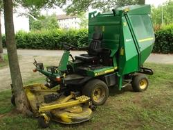 Trattorino tagliaerba