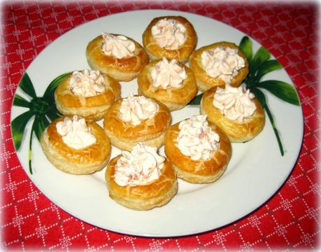 VOULEVANT CON MOUSSE DI SALMONE