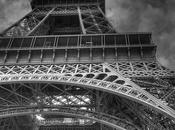 Parigi sotto attacco: terroristi barricati ostaggi