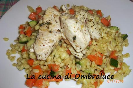 Petto di tacchino marinato in agrodolce con bulgur alle verdure