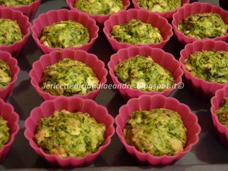 Muffin salati con quartirolo e spinaci