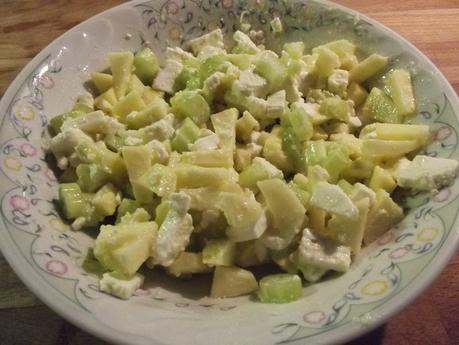 INSALATA DI MELA, SEDANO E FETA