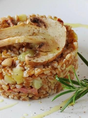 Farro decorticato con patate e pancetta dolce