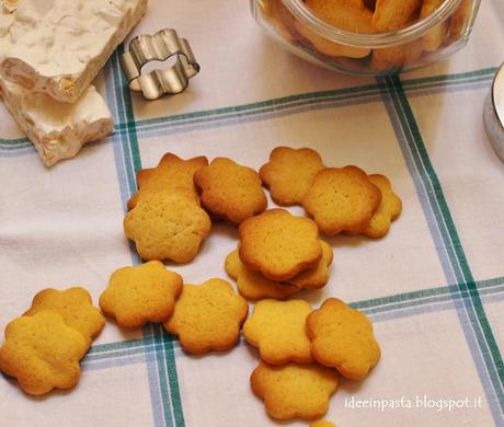 Biscottini friabili di torrone