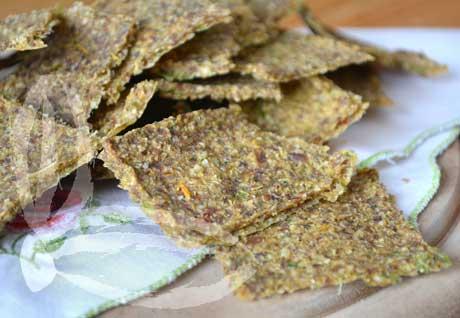 RAW-CRACKERS-DI-BROCCOLI