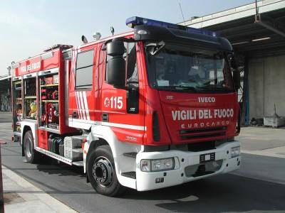 Siracusa: non apre la porta alla badante, anziana trovata senza vita in casa