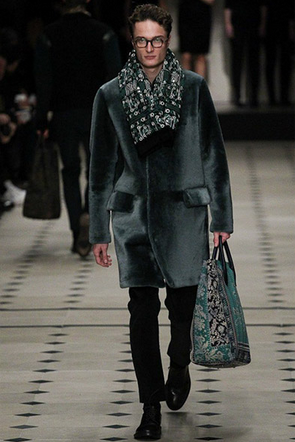 #LONDONFASHIONWEEK: Burberry Prorsum Fall/Winter 15/16  Menswear.