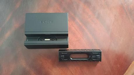 Sony DK36, dock station