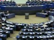 Renzi parla Strasburgo, l'Aula Parlamento europeo semivuota!
