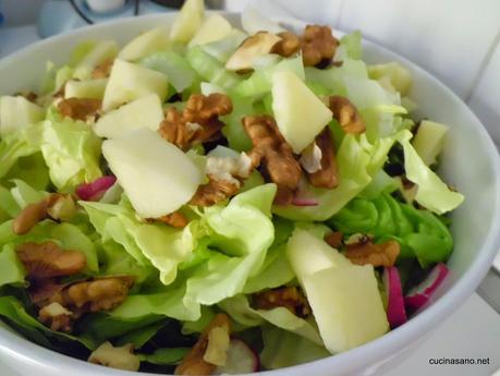 Insalata Invernale Mele e Noci