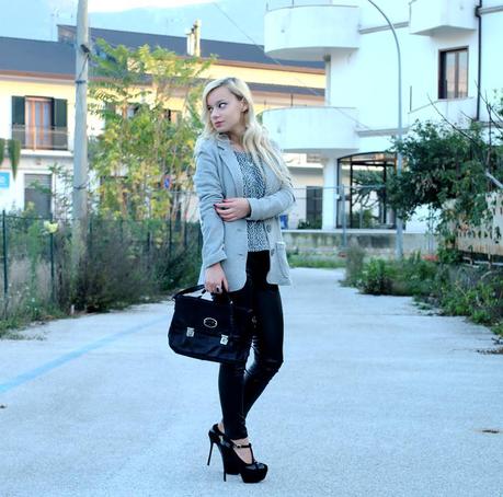 Collana Novorish e pantaloni di pelle, Teresa Morone fashion blog theFashiondiet sexy