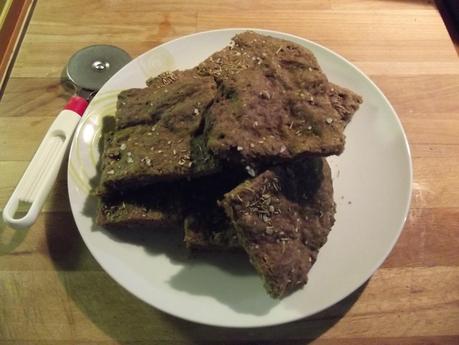 FOCACCIA CON FARINA PER PANE NERO