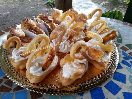 Cigni e funghetti di pasta choux.