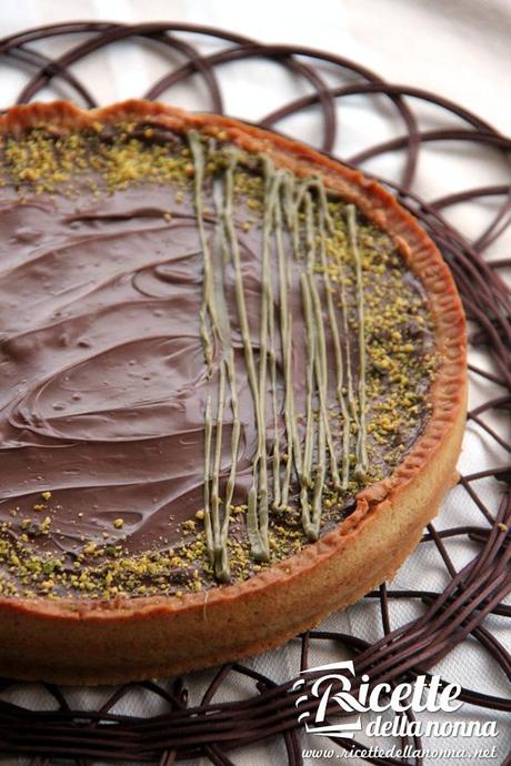 Crostata frolla di pistacchio al ripieno di cocco, mandorle e Nutella