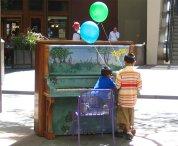 20 fantastici pianoforti in giro per il mondo