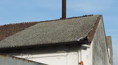 Amianto per tutti, per esempio a Cavatigozzi