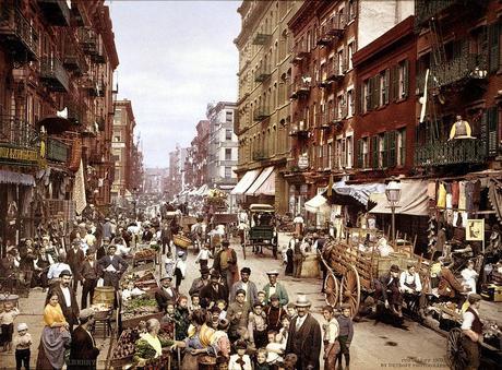 “Io teng’ no segreto, You now che o’ ragù lo puoi fare con la salsa bbq?” …. La cucina Italo-Americana 1024px-Mulberry_Street_NYC_c1900_LOC_3g04637u