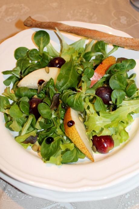 Insalata di Frutti e Piccole Verdure