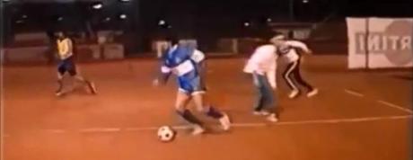 Il video inedito che mostra come Maradona giocava a calcio a 5